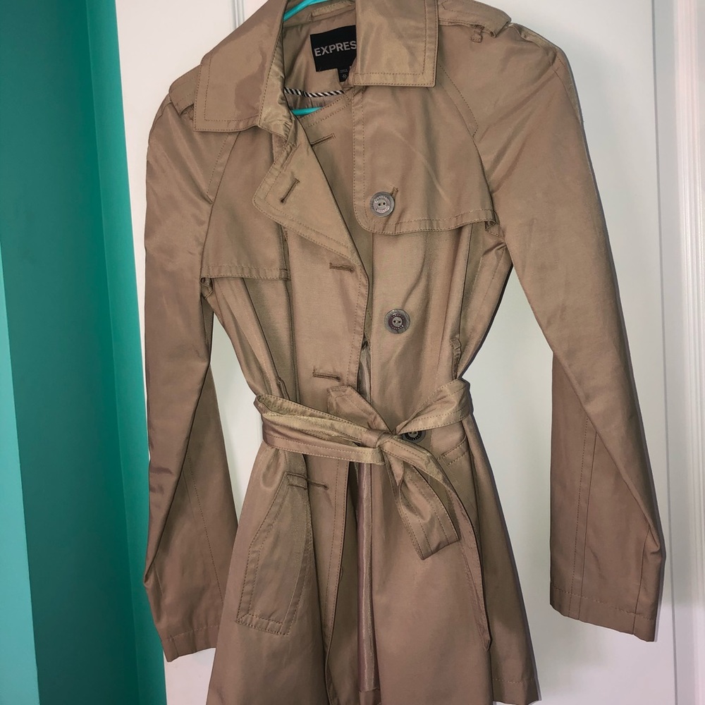 Trench coat